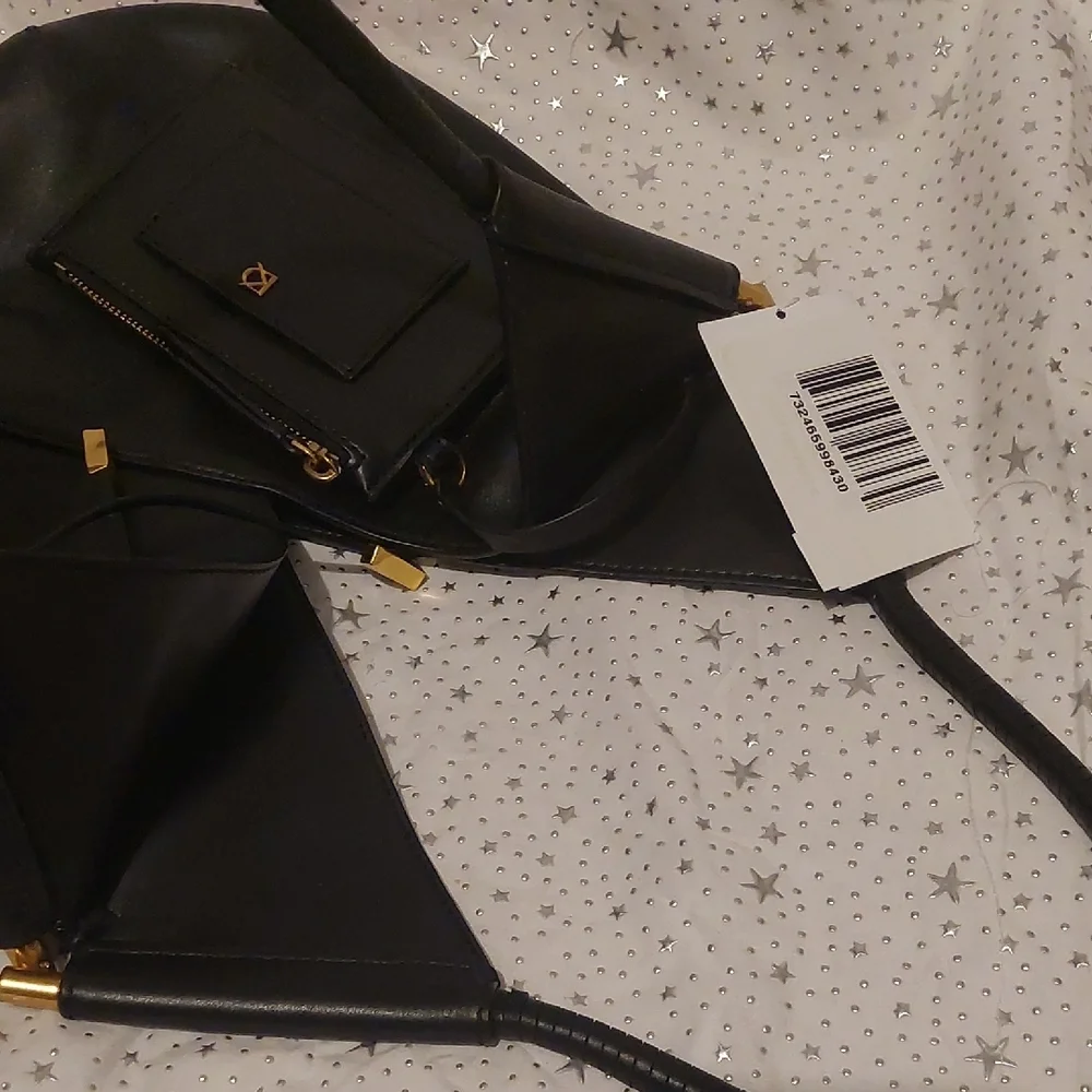 Donna Karan description   crafted